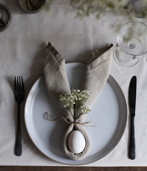 my-scandinavian-home-easter-table-bunny-ears-napkin-diy